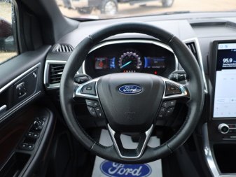 2021 Ford Edge Titanium  - Heated Seats - Sunroof - Image 10