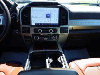 2022 Ford F-350 Super Duty King Ranch  - Heated Seats - Image 12