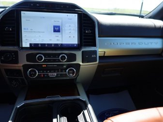 2022 Ford F-350 Super Duty King Ranch  - Heated Seats - Image 13