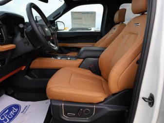 2024 Ford Expedition Platinum  - Leather Seats - Image 7