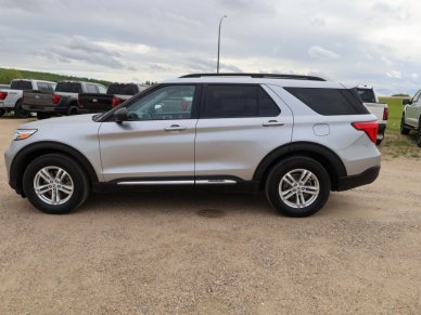 2020 Ford Explorer XLT  - Heated Seats - Power Trunk - Image 5