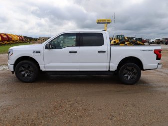 Ford F-150 Lightning XLT 1FTVW3LK7RWG05260 101006