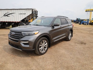 2020 Ford Explorer XLT  - Heated Seats - Navigation - Image 1