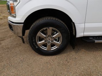 Ford F-150 XLT  - Alloy Wheels 1FTEW1E4XLKF12850 102203