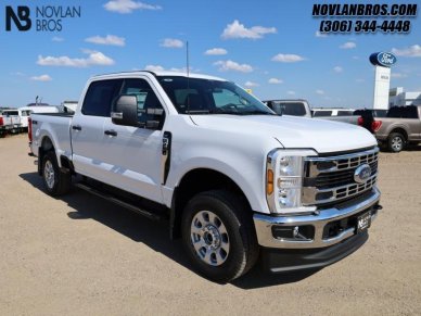 2024 Ford F-250 Super Duty XLT  - Running Boards - Image 0