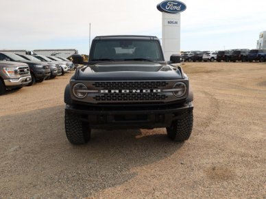 2023 Ford Bronco Badlands  -  Luxury Package -  LED Lights - Image 3