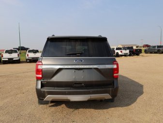 2018 Ford Expedition XLT  - Navigation - Sunroof - Image 4