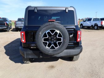 2024 Ford Bronco Outer Banks  - Leather Seats - Image 4