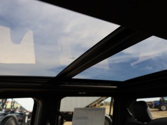 2024 Ford F-150 Lariat  - Sunroof - Image 14