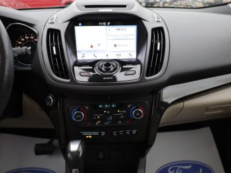 2017 Ford Escape Titanium  - Heated Seats - Navigation - Image 11