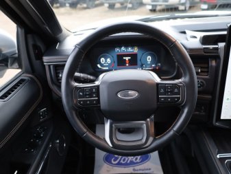 2022 Ford Expedition Platinum  - Leather Seats - Image 10