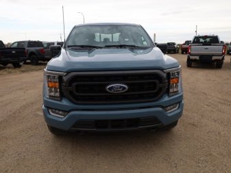 2023 Ford F-150 XLT  - Heated Seats - Navigation - Image 3