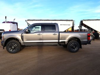 2024 Ford F-350 Super Duty Platinum  - Leather Seats - Image 5