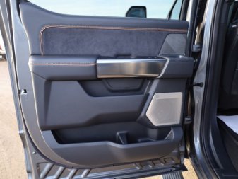 2024 Ford F-350 Super Duty Platinum  - Leather Seats - Image 8