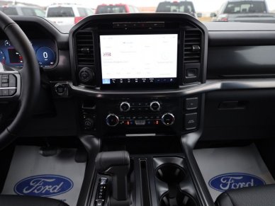 2024 Ford F-150 Lariat  - Leather Seats - Image 12