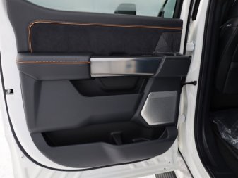 2024 Ford F-350 Super Duty Platinum  - Leather Seats - Image 8