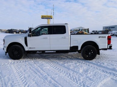 2024 Ford F-350 Super Duty Lariat  - Power Stroke - Image 5