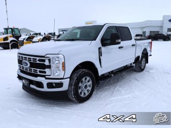 2024 Ford F-250 Super Duty XLT  - Running Boards - Image 1