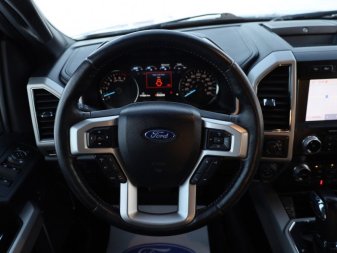 2020 Ford F-150 Lariat  - Heated Seats - Navigation - Image 10