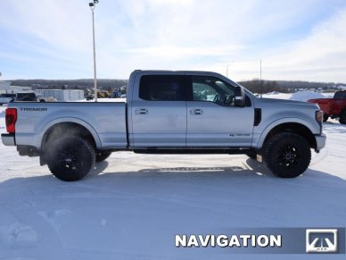 2022 Ford F-350 Super Duty Lariat  - Power Stroke - Image 2