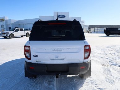 2025 Ford Bronco Sport Badlands  - Sunroof - Image 4