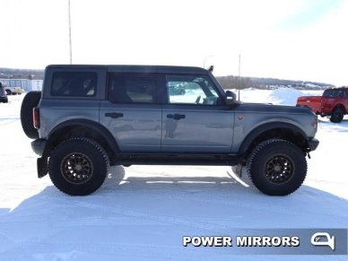 2022 Ford Bronco Badlands Advanced 4x4  - Heated Seats - Image 2