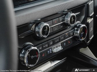 2025 Ford F-350 Super Duty Platinum  - Moonroof - Image 19
