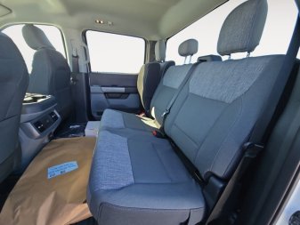 2025 Ford F-550 Super Duty DRW XLT  - Diesel Engine - Image 11
