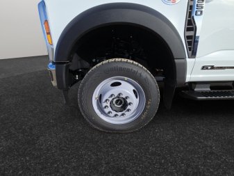 2025 Ford F-550 Super Duty DRW XLT  - Diesel Engine - Image 12