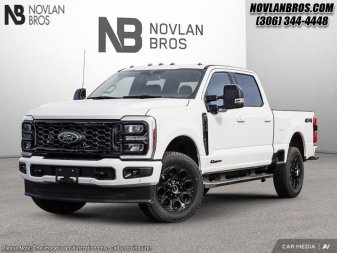 2025 Ford F-350 Super Duty LARIAT  - Tailgate Step - Image 0