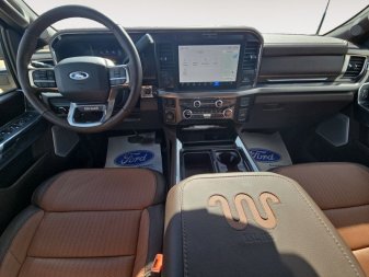 2025 Ford F-350 Super Duty KING RANCH  - Moonroof - Image 9