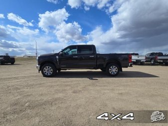 2025 Ford F-350 Super Duty KING RANCH  - Moonroof - Image 1