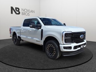 2025 Ford F-350 Super Duty PLATINUM  - Moonroof - Image 6