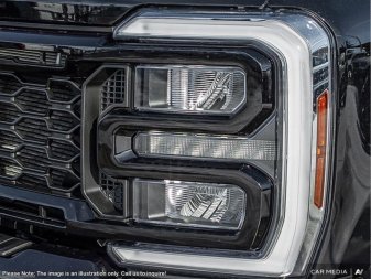 2025 Ford F-350 Super Duty LARIAT  - Moonroof - Image 9