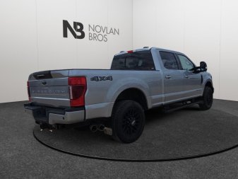 2022 Ford F-350 Super Duty Lariat  - Power Stroke - Image 6