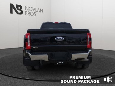 2025 Ford F-450 Super Duty LARIAT  - Premium Audio - Image 3