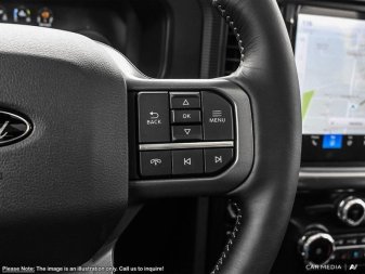 2025 Ford F-150 Lariat - Image 13