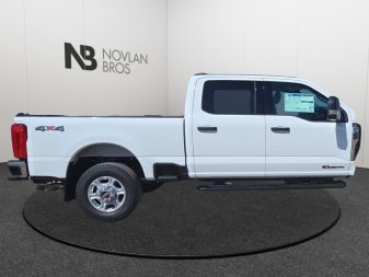 2025 Ford F-350 Super Duty XLT  - Diesel Engine - Image 5