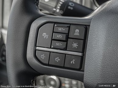 2025 Ford F-350 Super Duty LARIAT  - Moonroof - Image 22