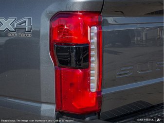 2025 Ford F-350 Super Duty LARIAT - Image 9