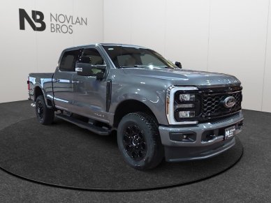 2025 Ford F-350 Super Duty LARIAT  - Power Stroke - Image 6