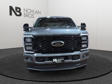2025 Ford F-350 Super Duty LARIAT  - Power Stroke - Image 7
