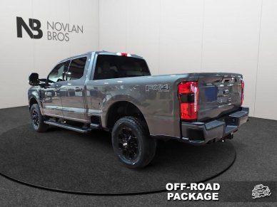 2025 Ford F-350 Super Duty LARIAT  - Power Stroke - Image 2