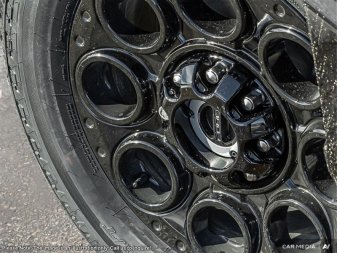 2025 Ford F-350 Super Duty LARIAT  - Power Stroke - Image 7