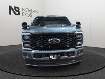 2025 Ford F-350 Super Duty LARIAT  - Power Stroke - Image 7