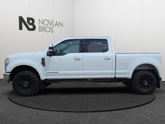 2021 Ford F-350 Super Duty Lariat  - Power Stroke - Image 5