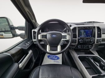 2021 Ford F-350 Super Duty Lariat  - Power Stroke - Image 10