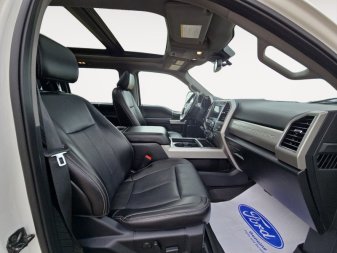 2021 Ford F-350 Super Duty Lariat  - Power Stroke - Image 12