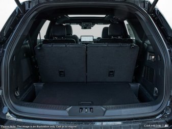 2025 Ford Explorer ST-Line  - Sunroof - Premium Package - Image 6