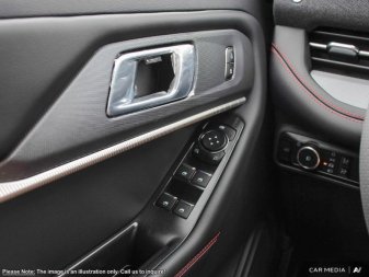 2025 Ford Explorer ST-Line  - Sunroof - Premium Package - Image 15